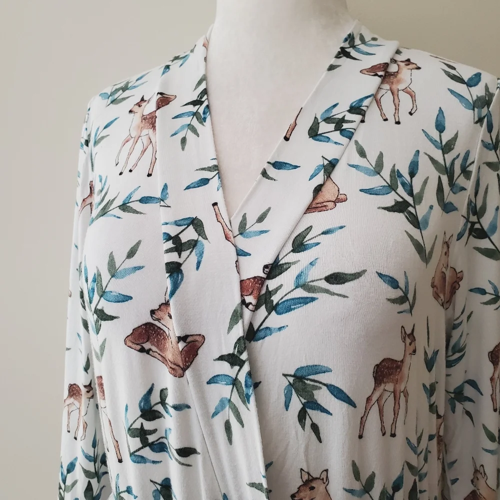 Milkmaid Goods Robe - Picture 14 of 16